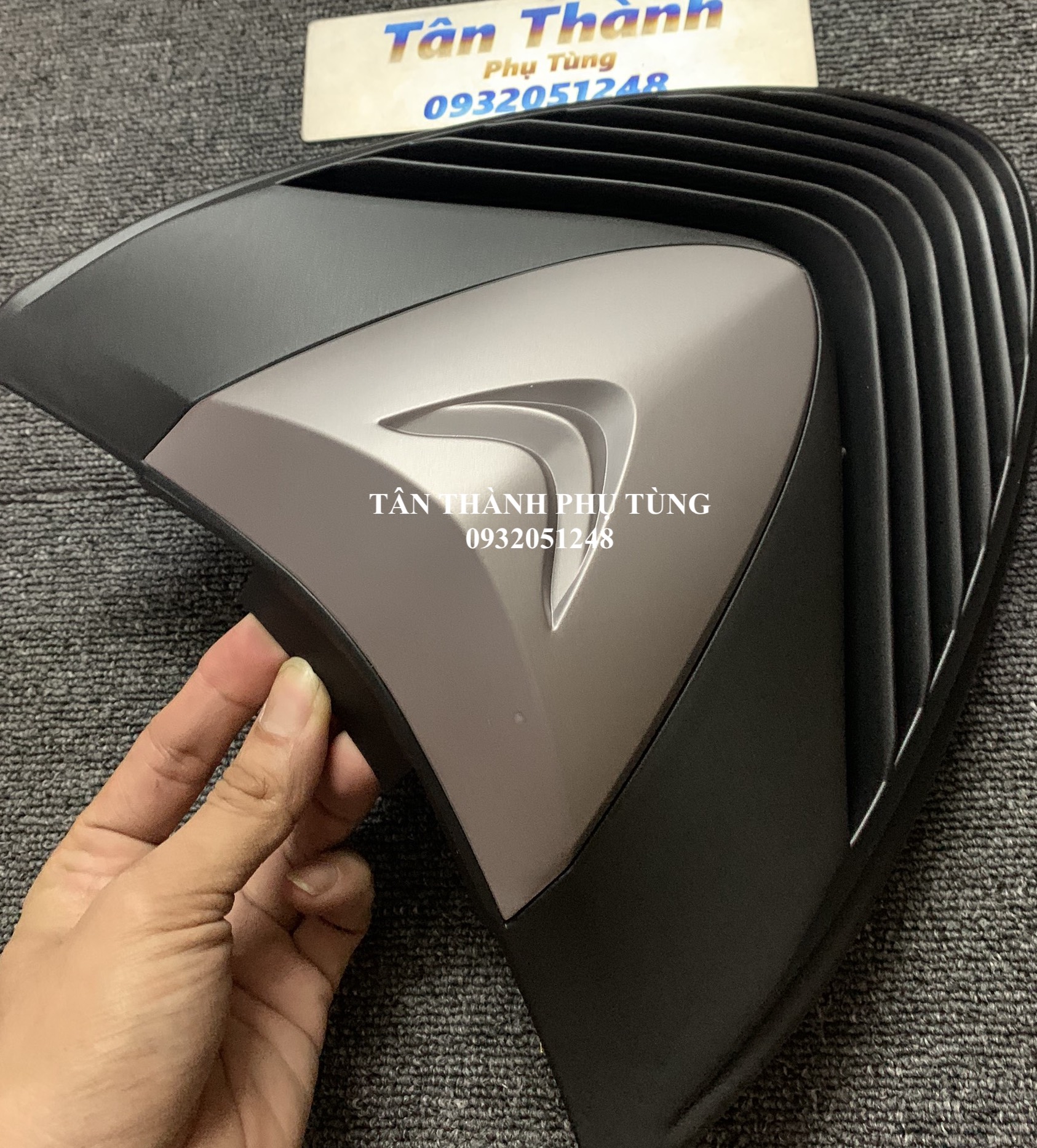 Mặt nạ SH mode 2020 kiểu SH Ý màu bạc
