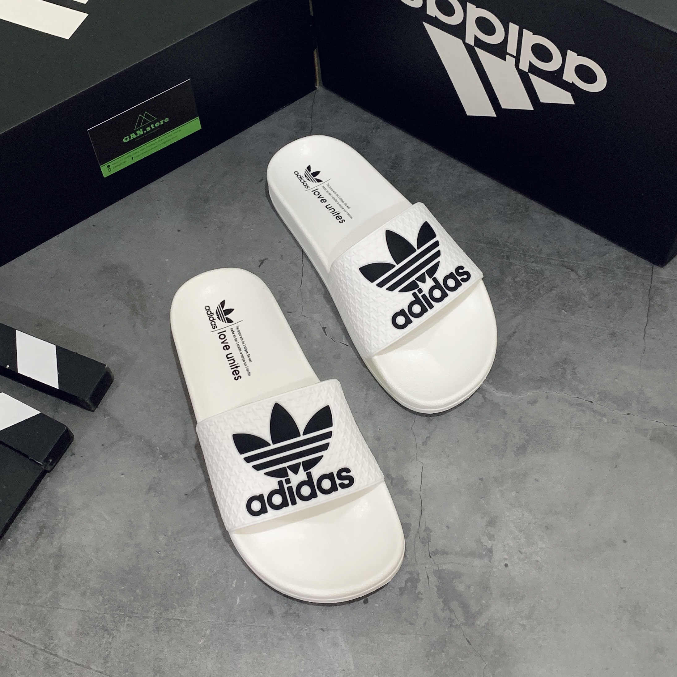 [HCM]DÉP ADIDAS ADILETTE TRẮNG LOGO 3 LÁ - DÉP FULL BOX