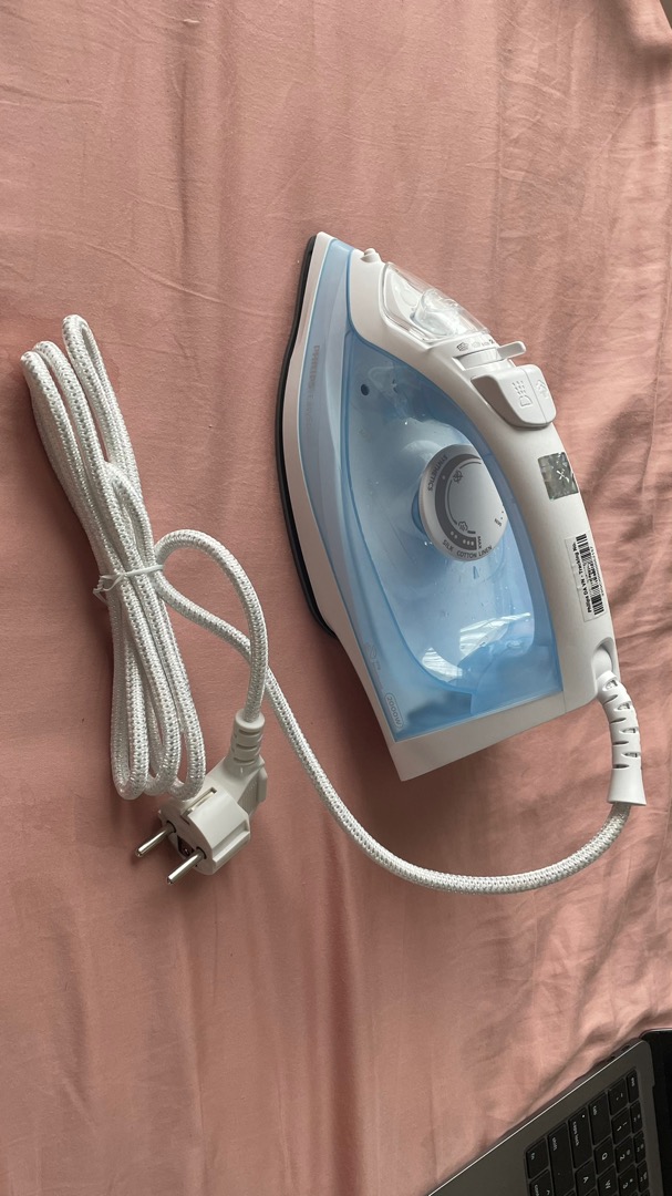 Bàn ủi hơi nước Philips GC1740