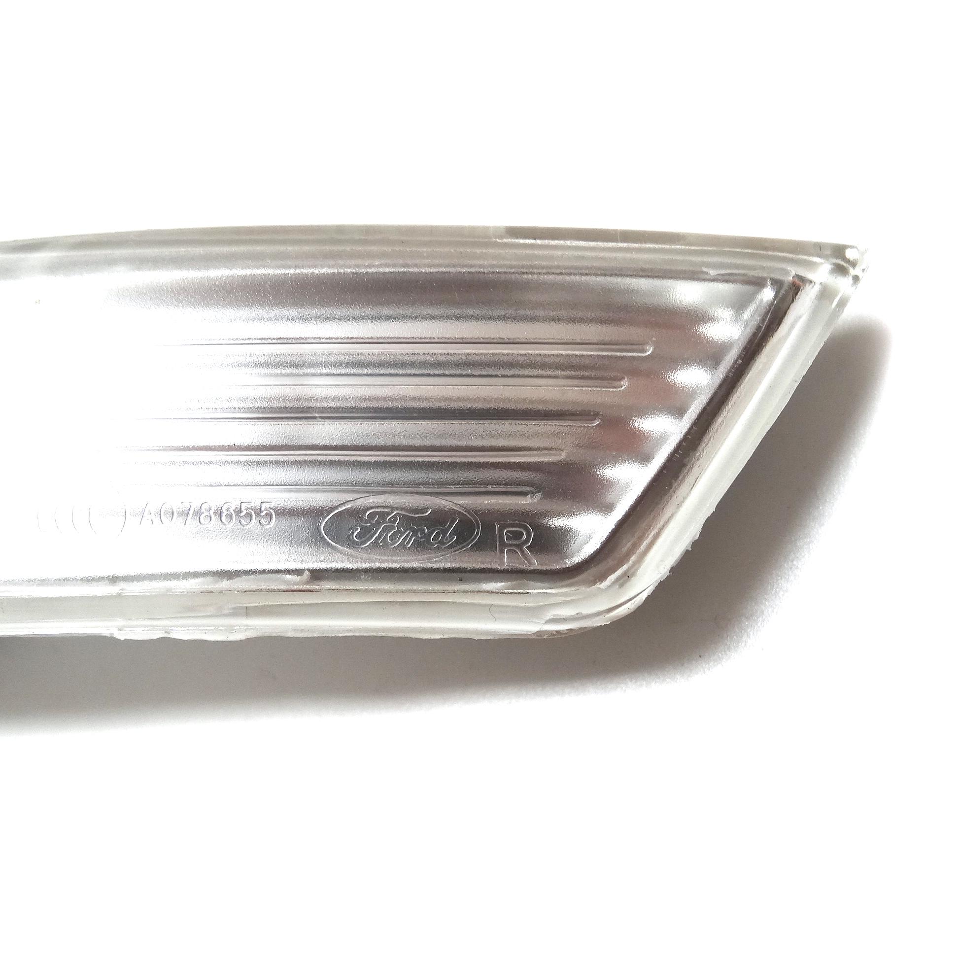 [HCM]Đèn xi nhan kính hậu phải ( bên phụ ) Ford Focus 2009-2015