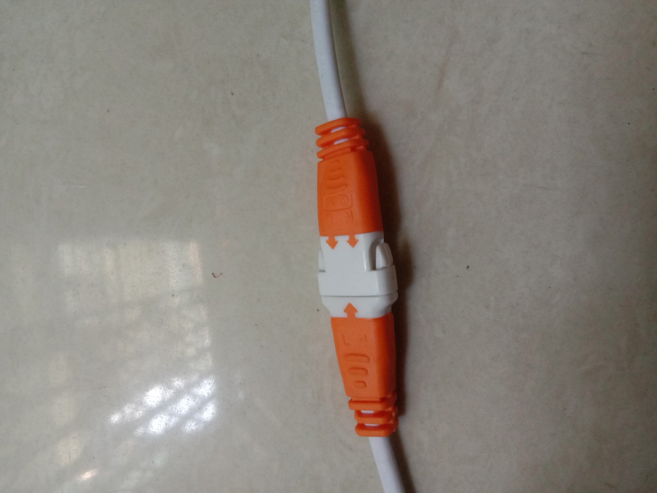 Dây nguồn dùng cho led thanh 220v