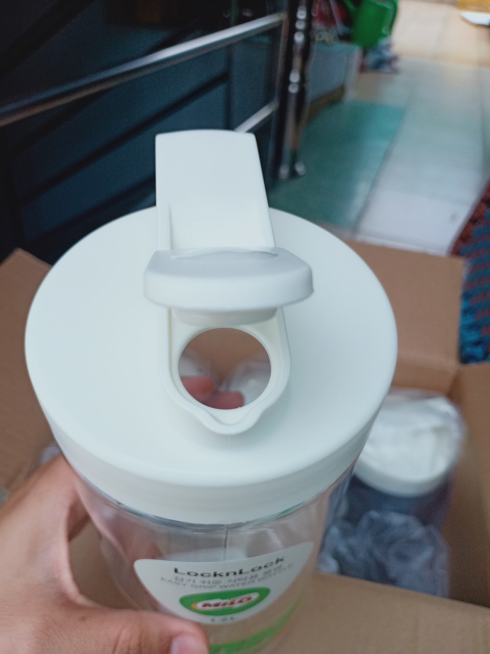 COMBO 2 BÌNH ĐỰNG NƯỚC LOCK&LOCK 1,2 lít, bình đựng nước lock&lock