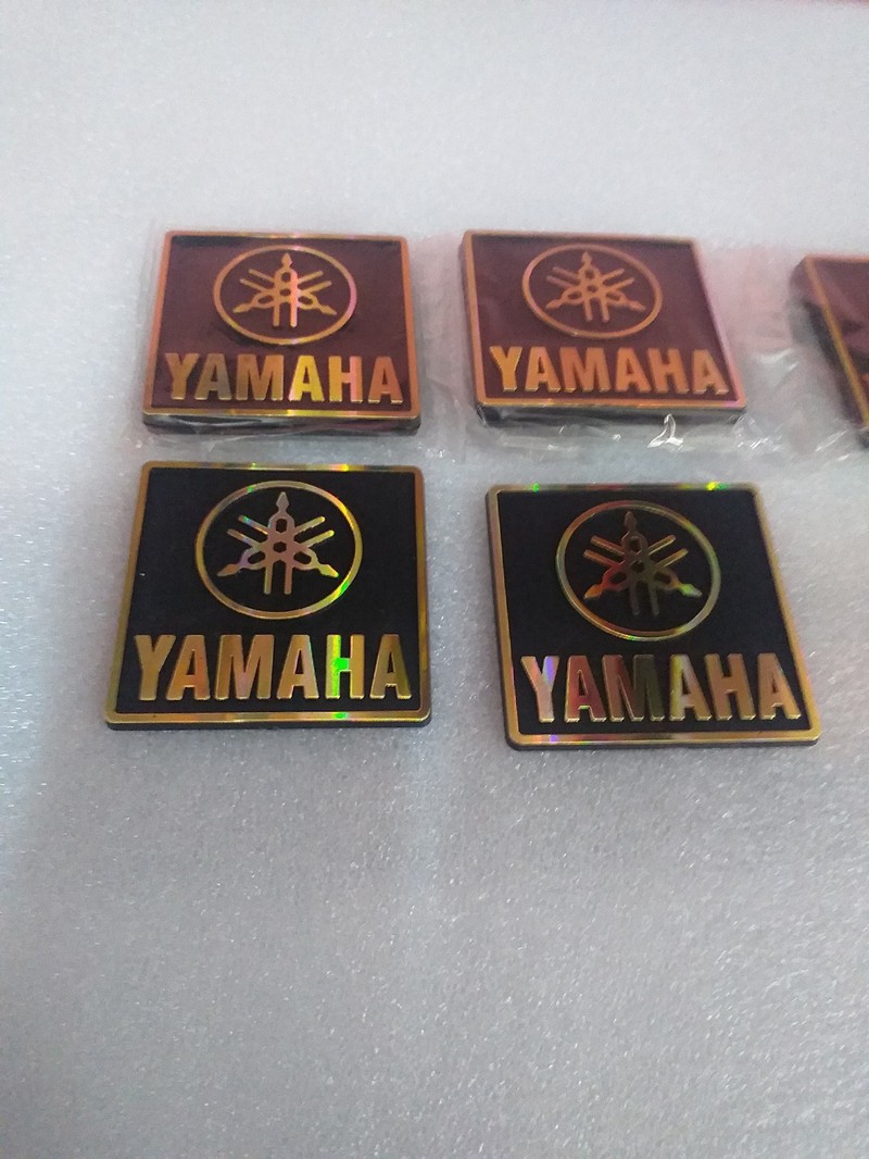Tem dán thùng loa Yamaha ( giá 2 tem )