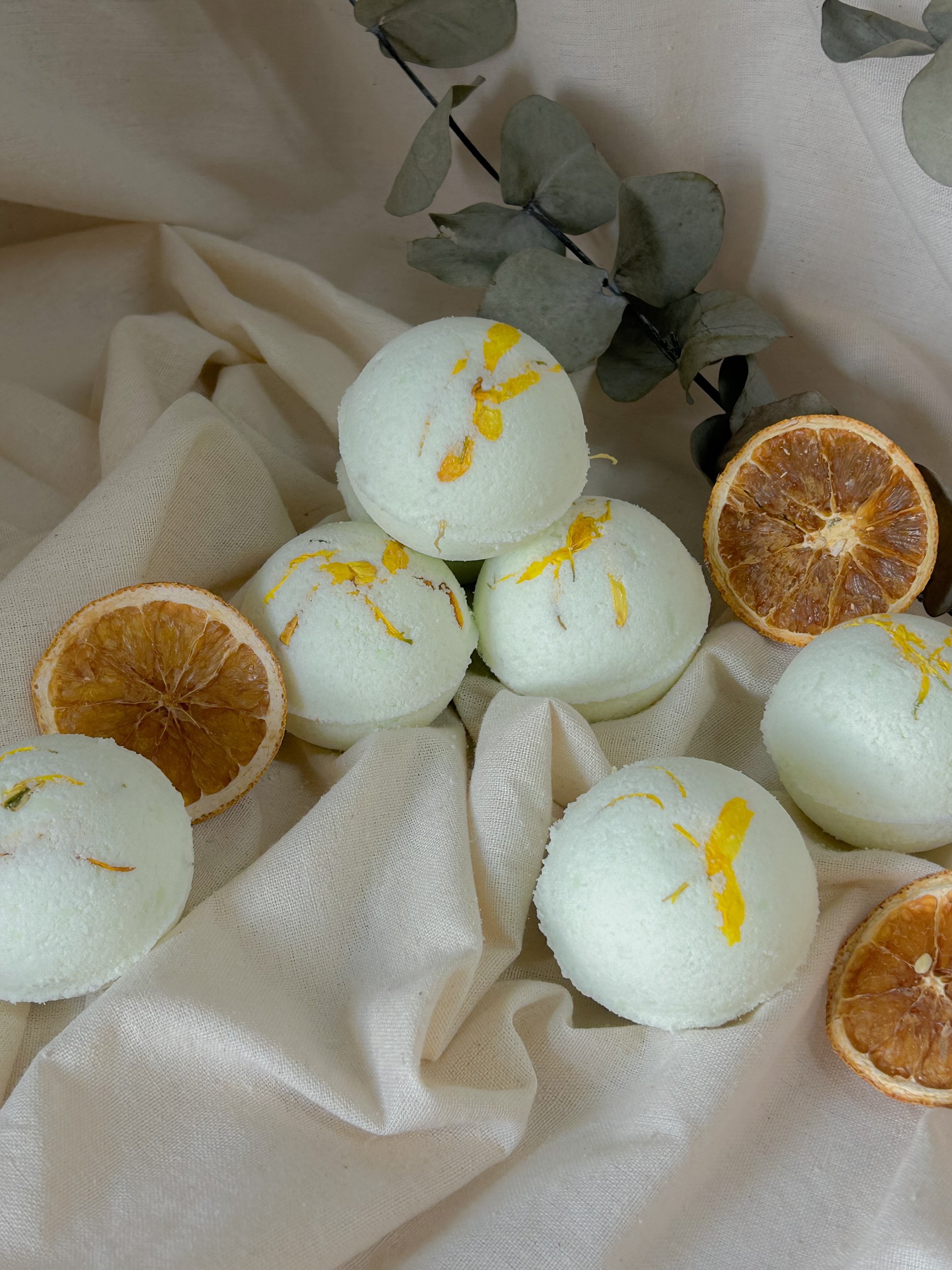 BATH BOMB VIÊN  THẢ BỒN TẮM thư giãn