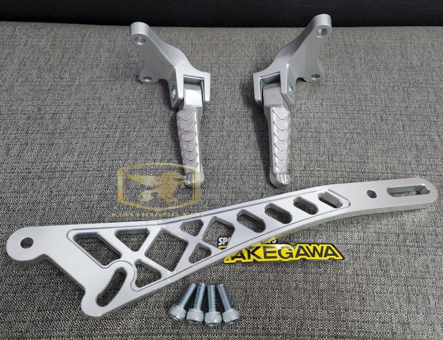 Gác chân exciter malay take kèm bát treo pô 10li đặc biệt cnc gắn pô zin và pô độ shop có 2 màu bạc.đen
