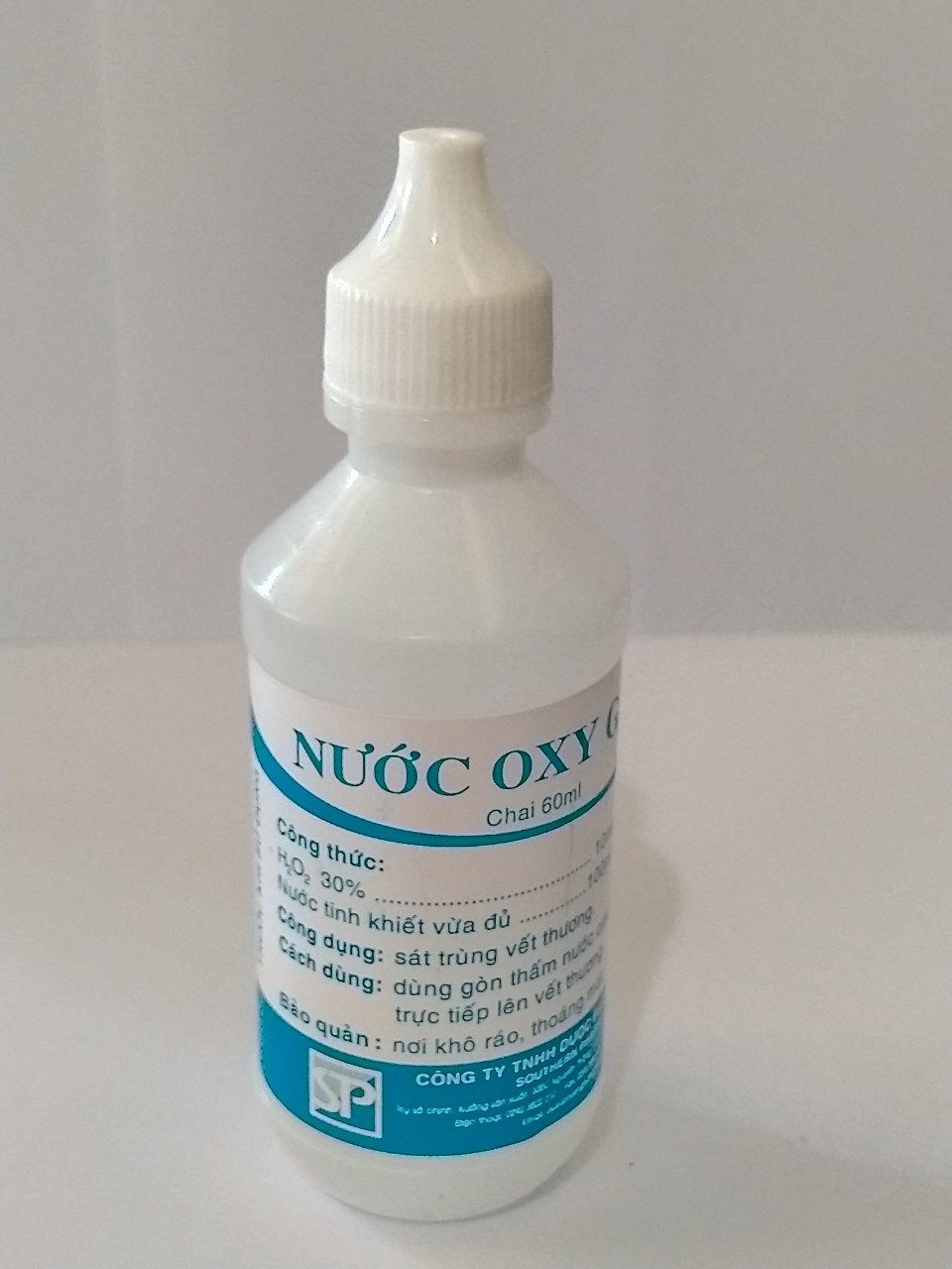 NƯỚC OXY GIÀ 3% CHAI 60 ML