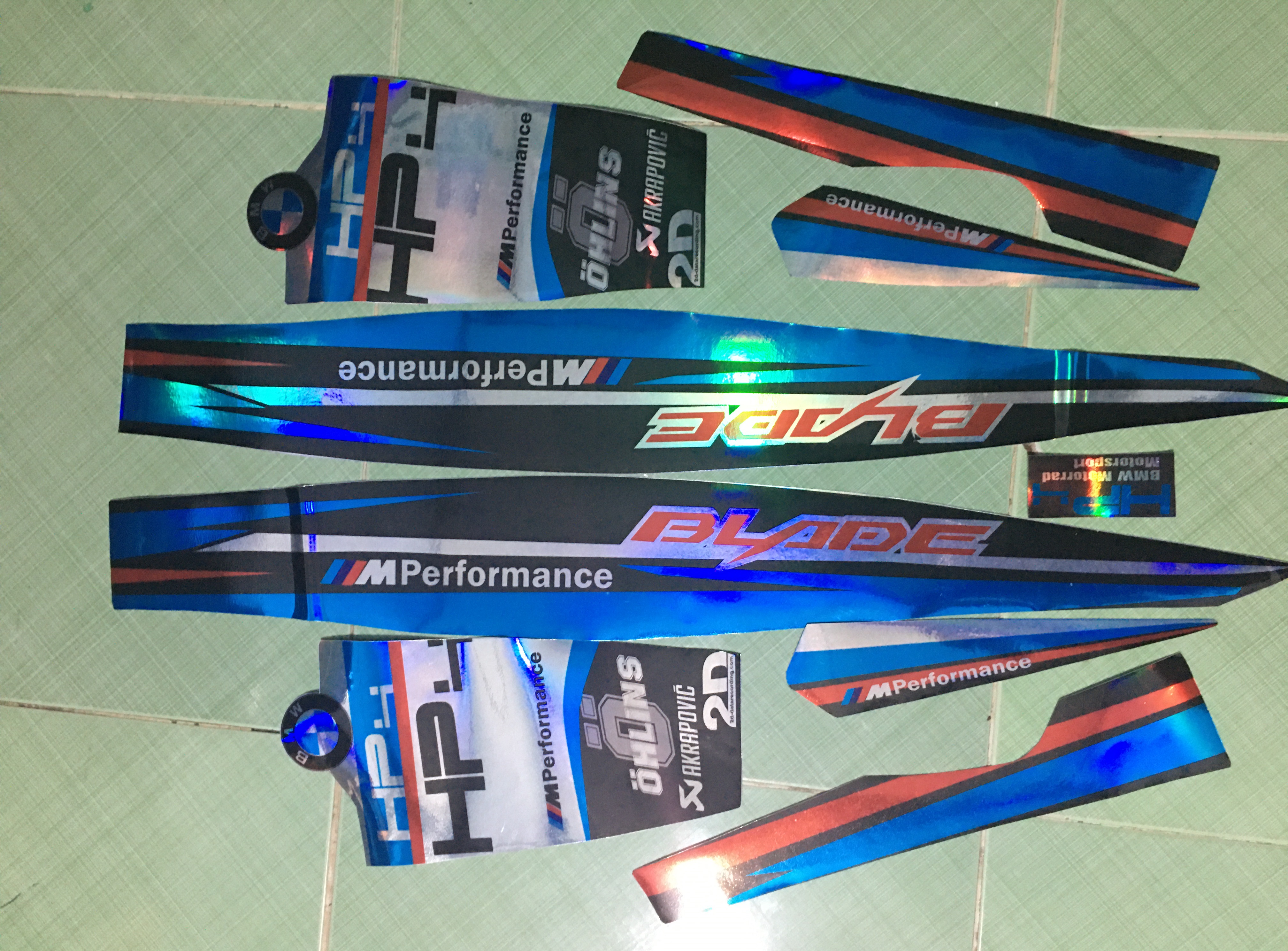 Tem blade xanh đen HP4 crom