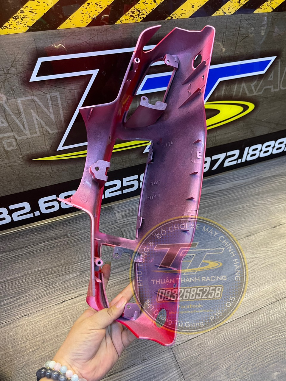 Bàn thờ Satria 2000 zin / ST2k