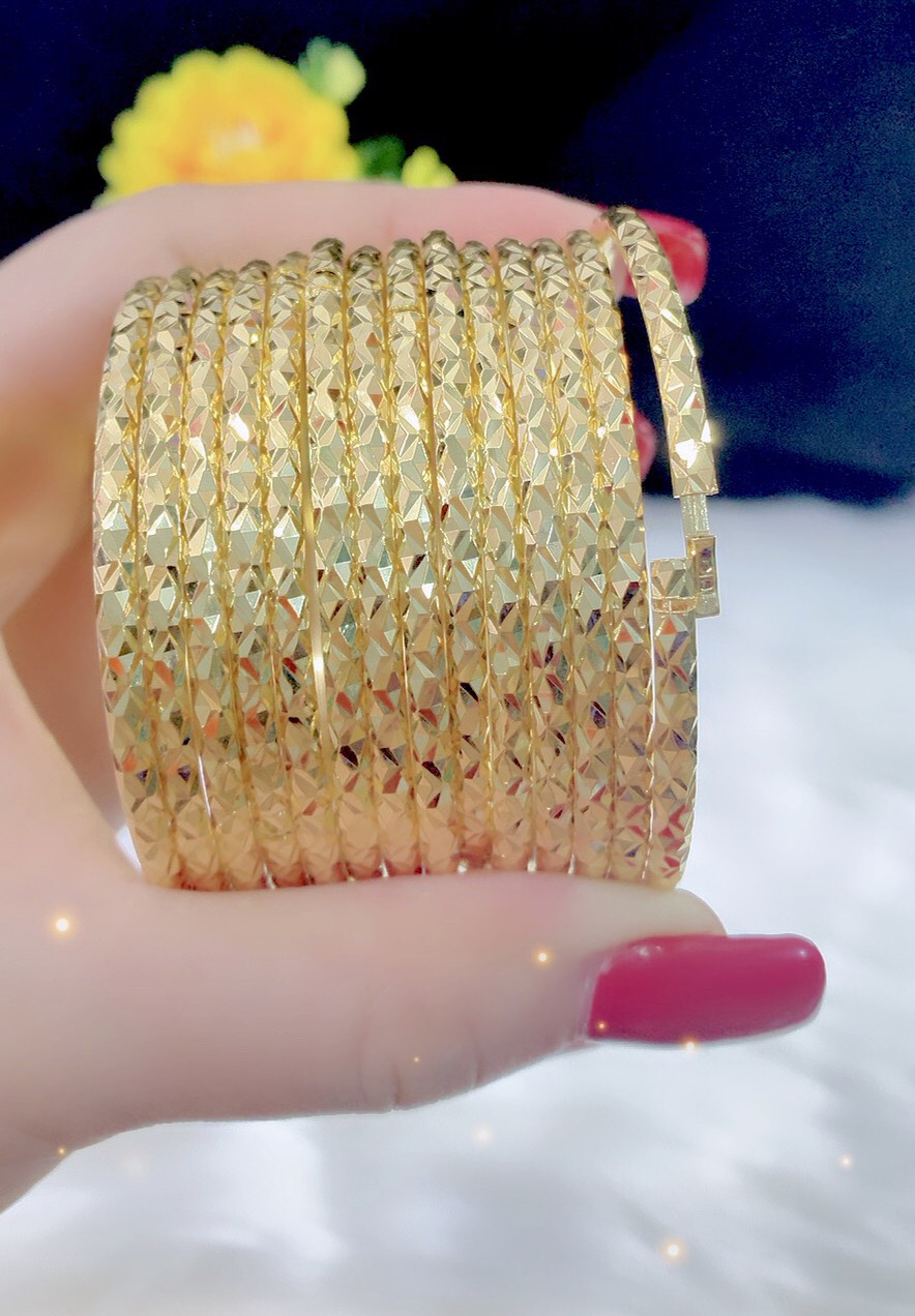 Vòng ximen kim cương khóa bấm 7 chiếc mạ 18k p1137