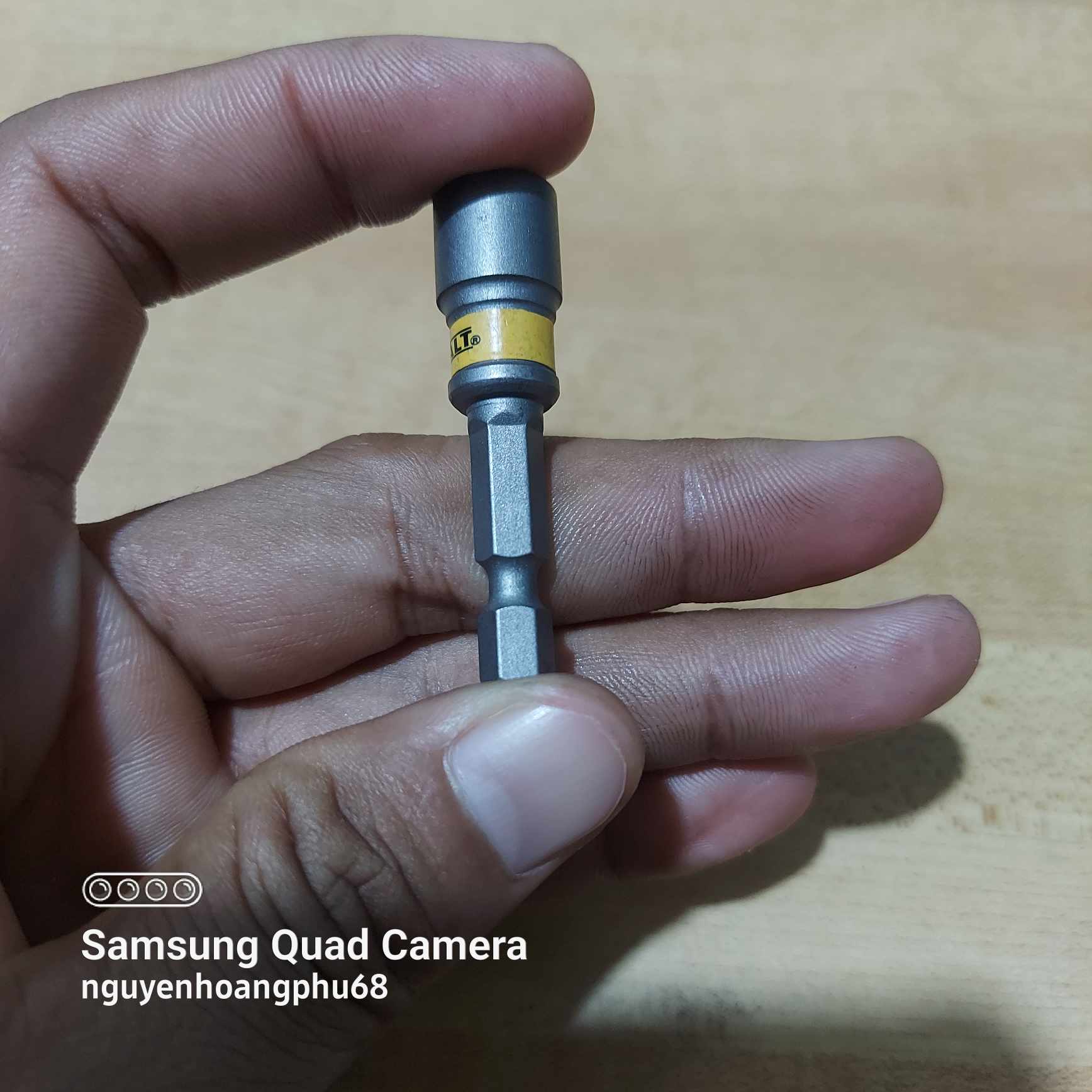 Đầu Bắn Tôn DeWalt 8mm 5/16