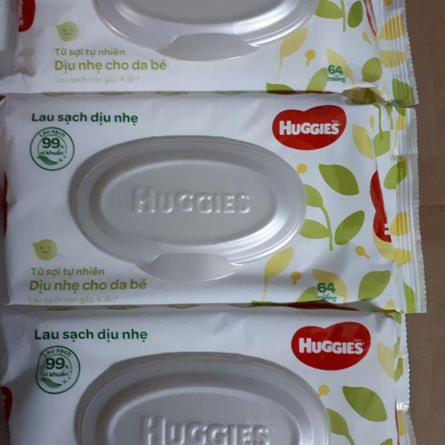 Khăn ướt Huggies có mùi 72 miếng
