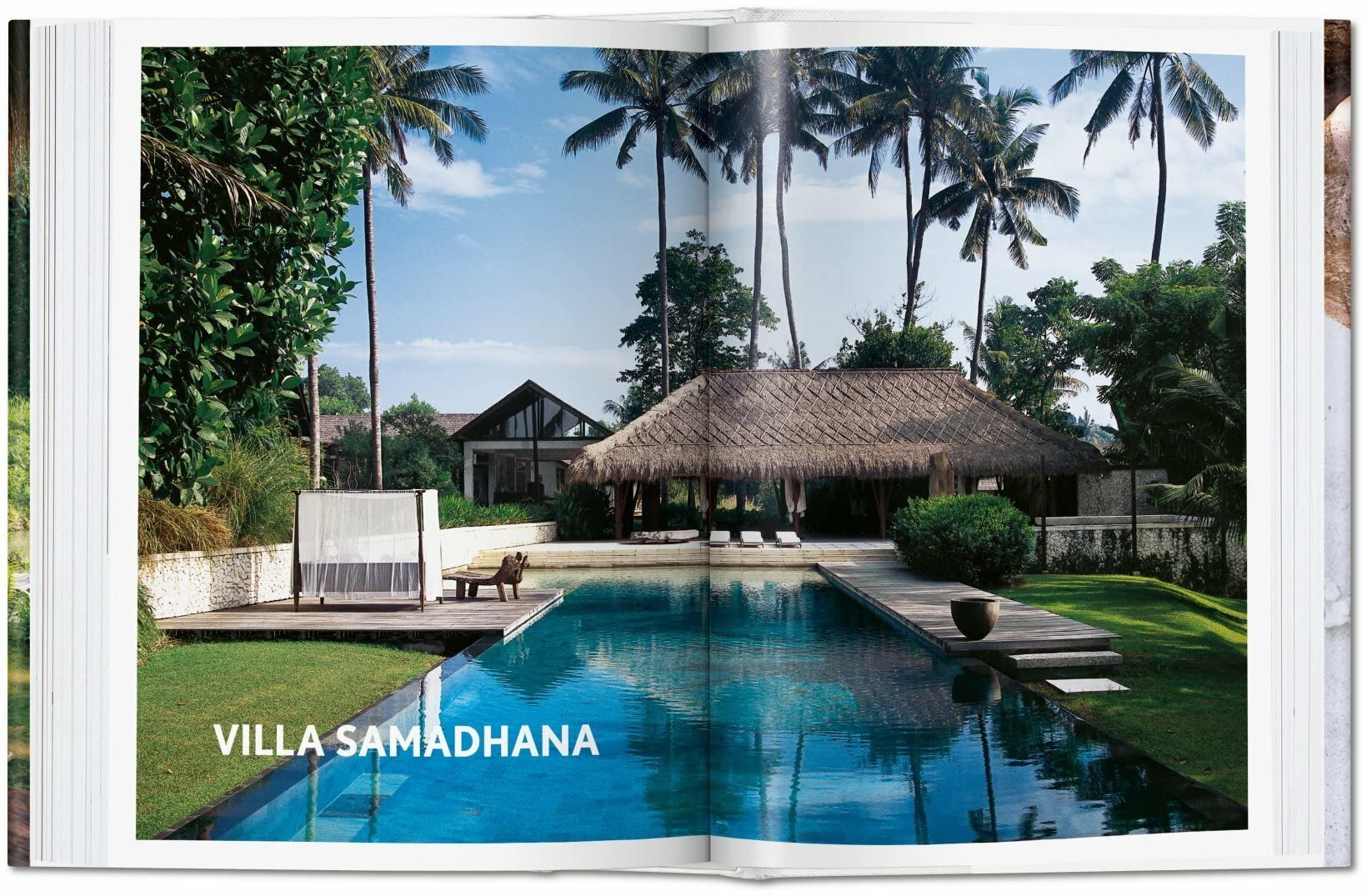 ARTBOOK - SÁCH TIẾNG ANH - Living in Bali. 40th Ed.