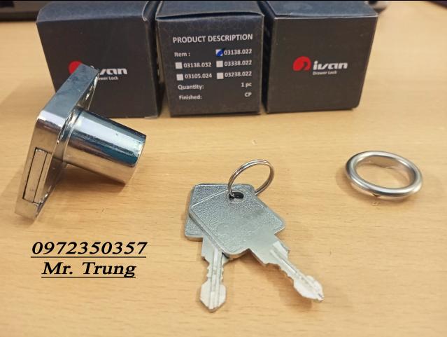 [HCM]Khóa tủ IVAN 03138.022 CP crom bóng
