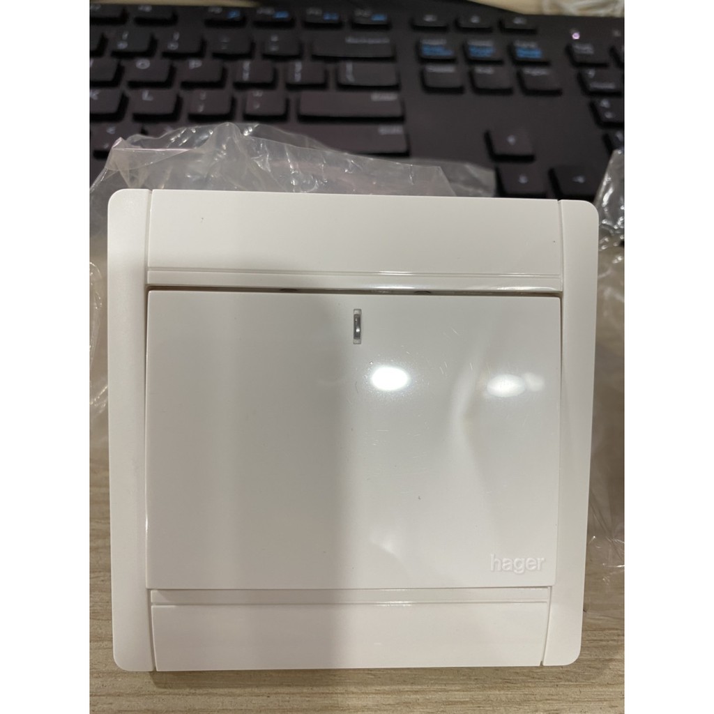 [HCM]Công tắc đơn 2 cực 20A có đèn LED hager - WXEL2D1