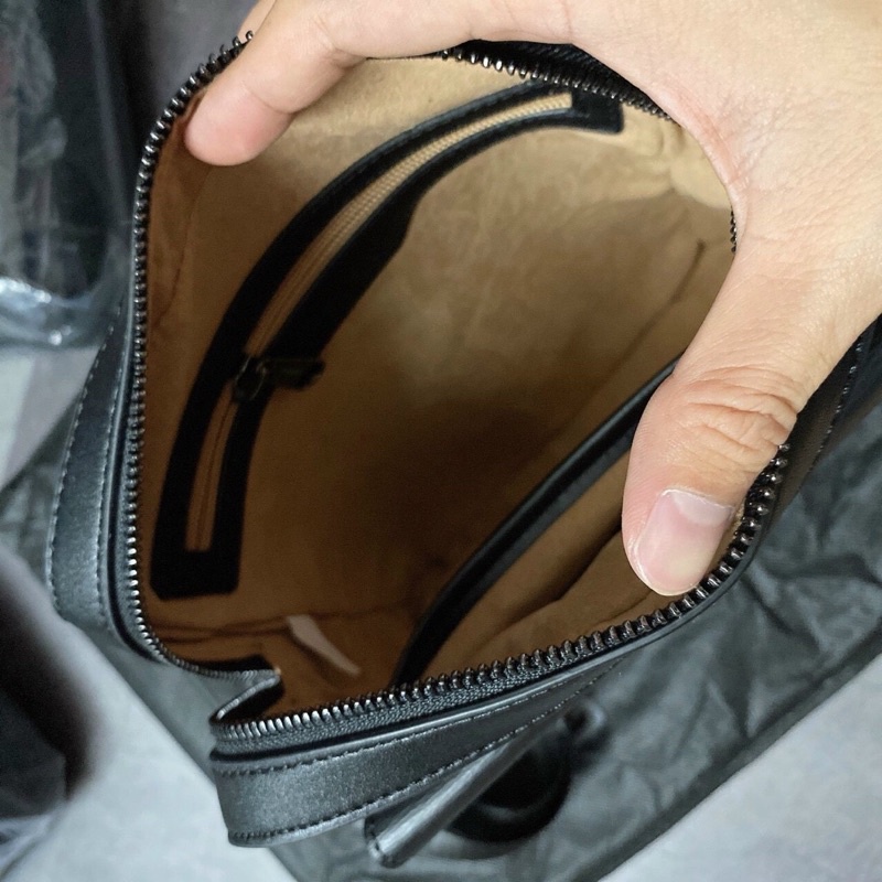 Túi đeo chéo Pedr mẫu mới siêu đẹp