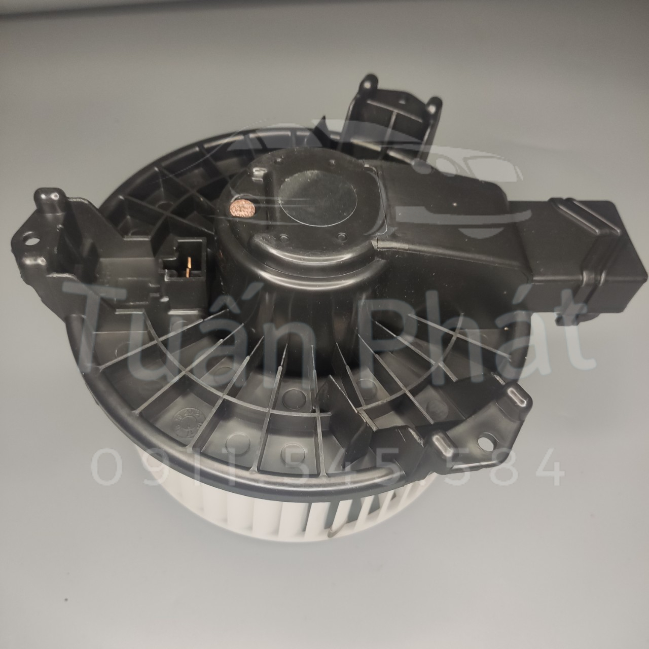 Quạt Dàn Lạnh Innova Fortuner 2006-2015