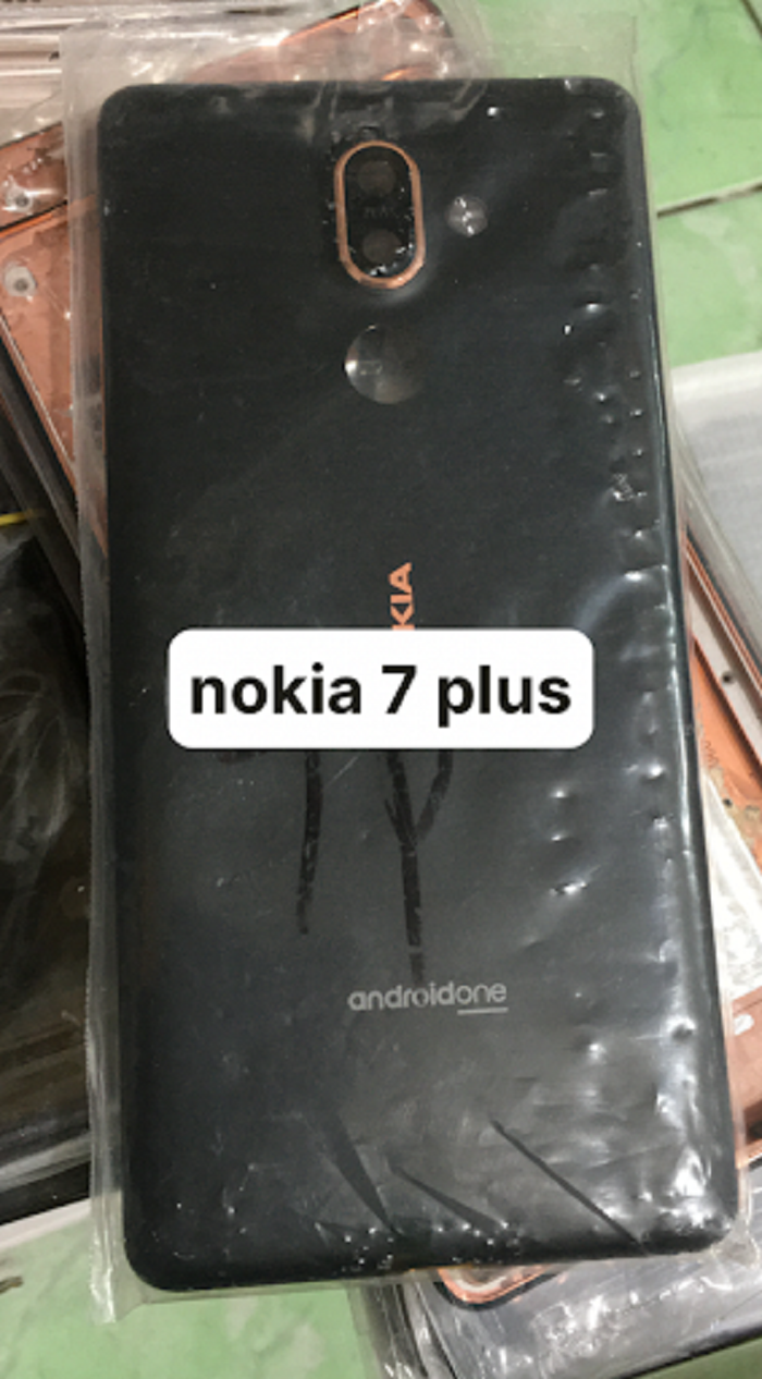 Vỏ thay thế Nokia 7 Plus