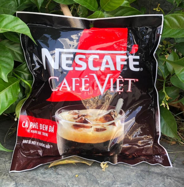 Cà phê đen đá Nescafe Cafe Việt 2 Trong 1 Cà Phê Đen Hoà Tan (bịch 35 gói x 16g)