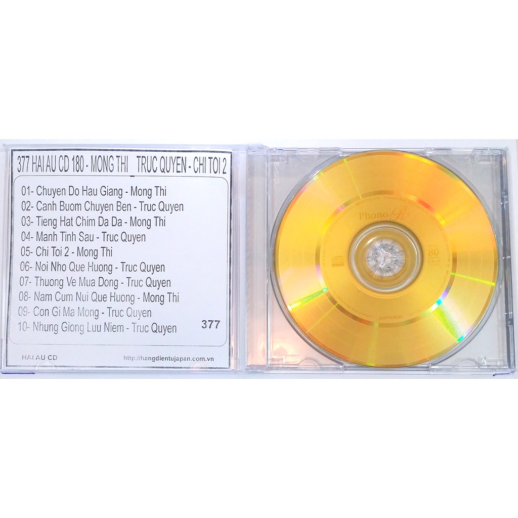 CD phono gồm 8 đĩa ghi nhạc sẵn.