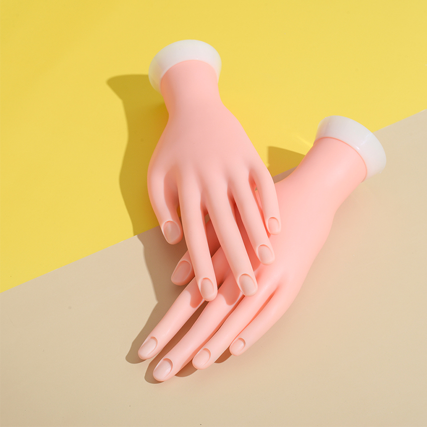 Bàn tay giả silicon tập làm nail