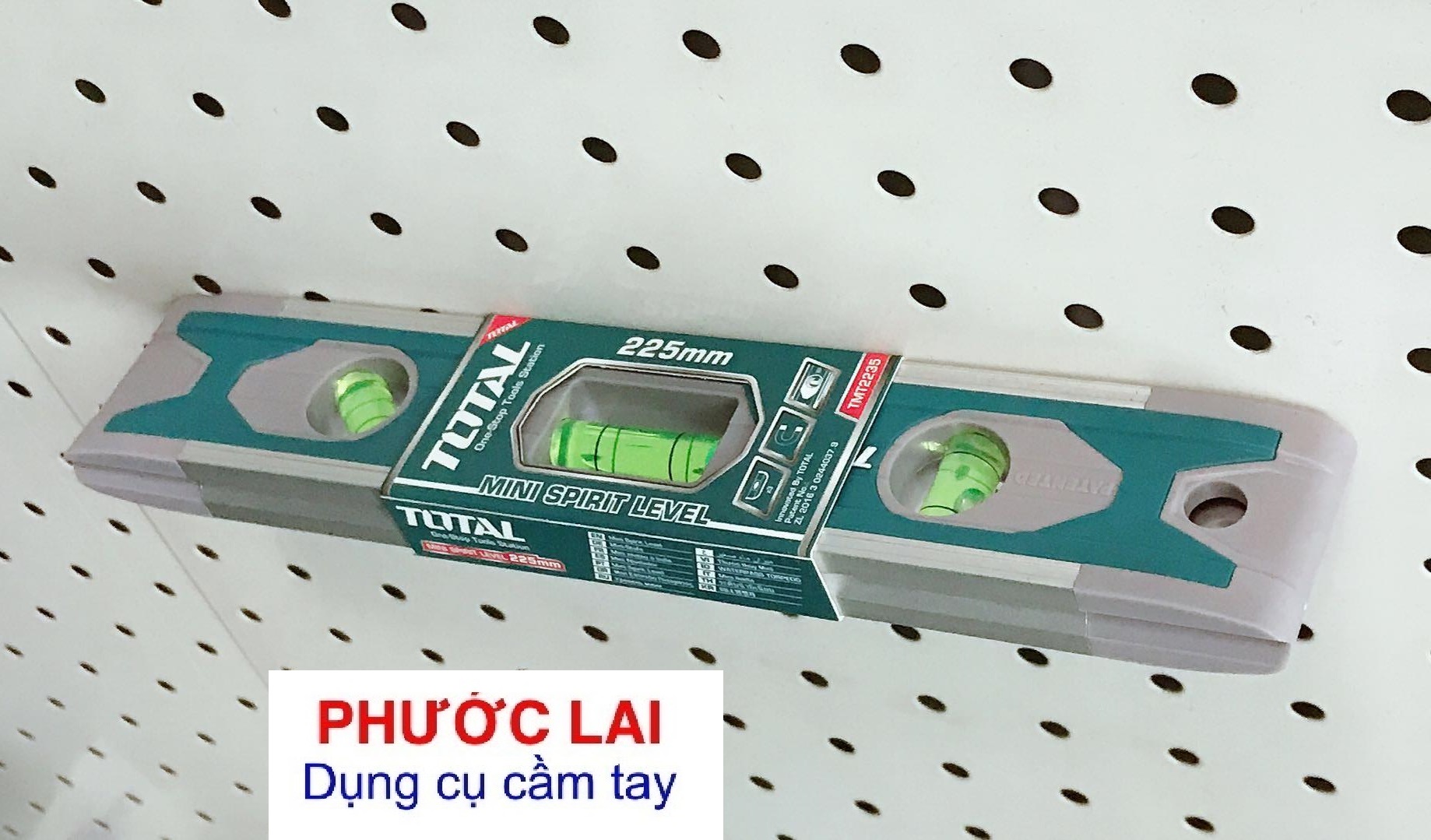 Thước thủy có từ 400mm Total TMT20405M