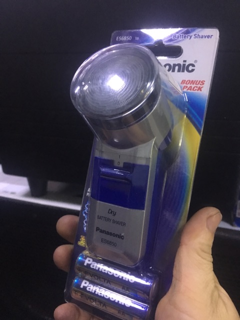 Máy cạo râu Panasonic (Thái Lan) tặng kèm pin 3A