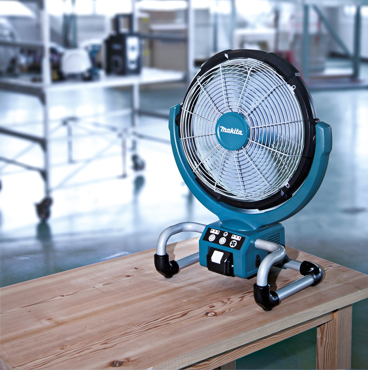 Máy quạt dùng pin Makita DCF300Z