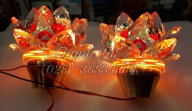 [HCM]Đèn Thờ Sen Pha Lê Gắn Chân Lư Đồng ( Cái )