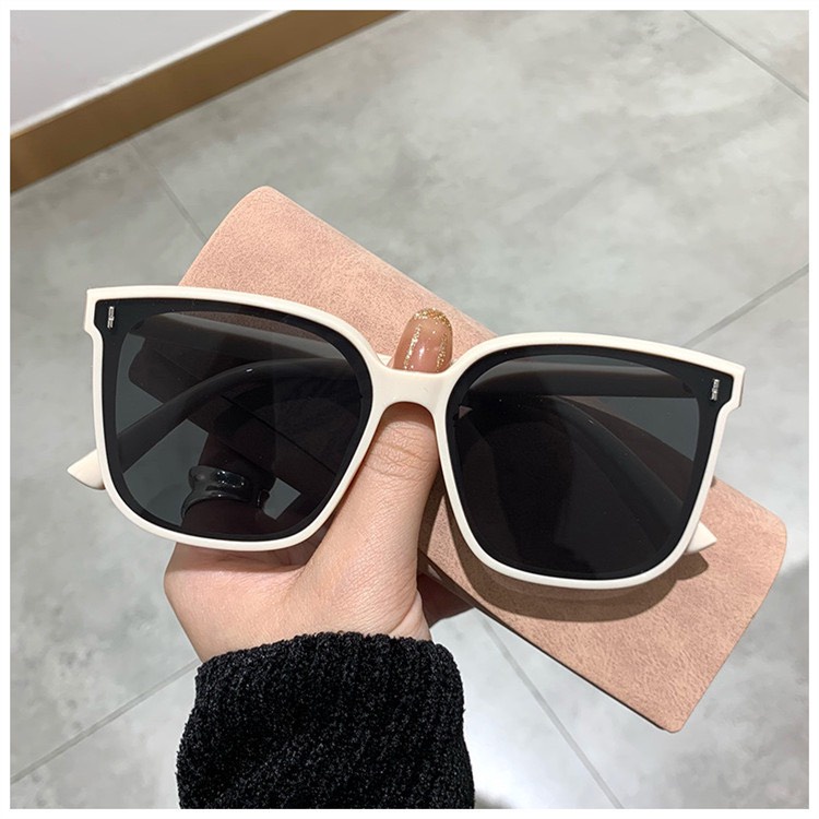 Mắt Kính Râm Mát Thời Trang SOUDSIDE 2 Chấm Siêu Hot Trend