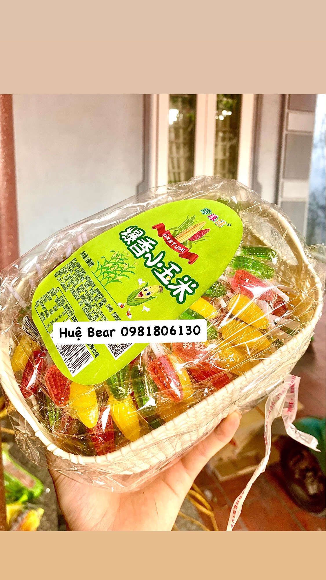 Một rổ kẹo mút bắp nhiều màu(~180que)