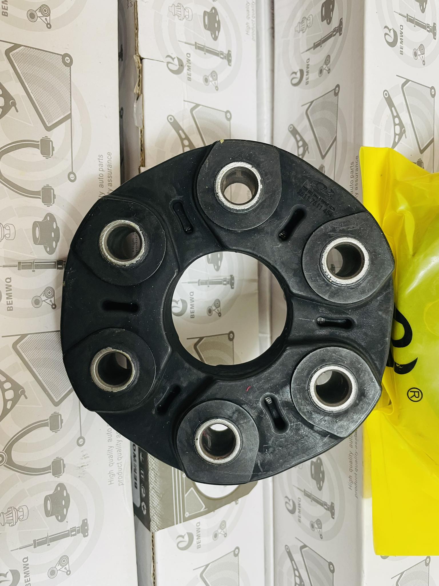 Cao Su Lap ( Cao Su Giảm trấn Trục các đăng) hàng OEM BEMWQ dành cho xe BMW E30 E34 E36 E46 E39 E60 E53 E83 E84 E70 E71 E90 E93 F10 F20 F30 F15 F30 F16 mã 26117511454 26111209168 26111227420
