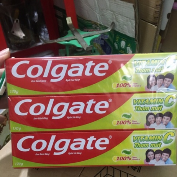 Kem đánh răng Colgate Vitamin C (170g) cao cấp