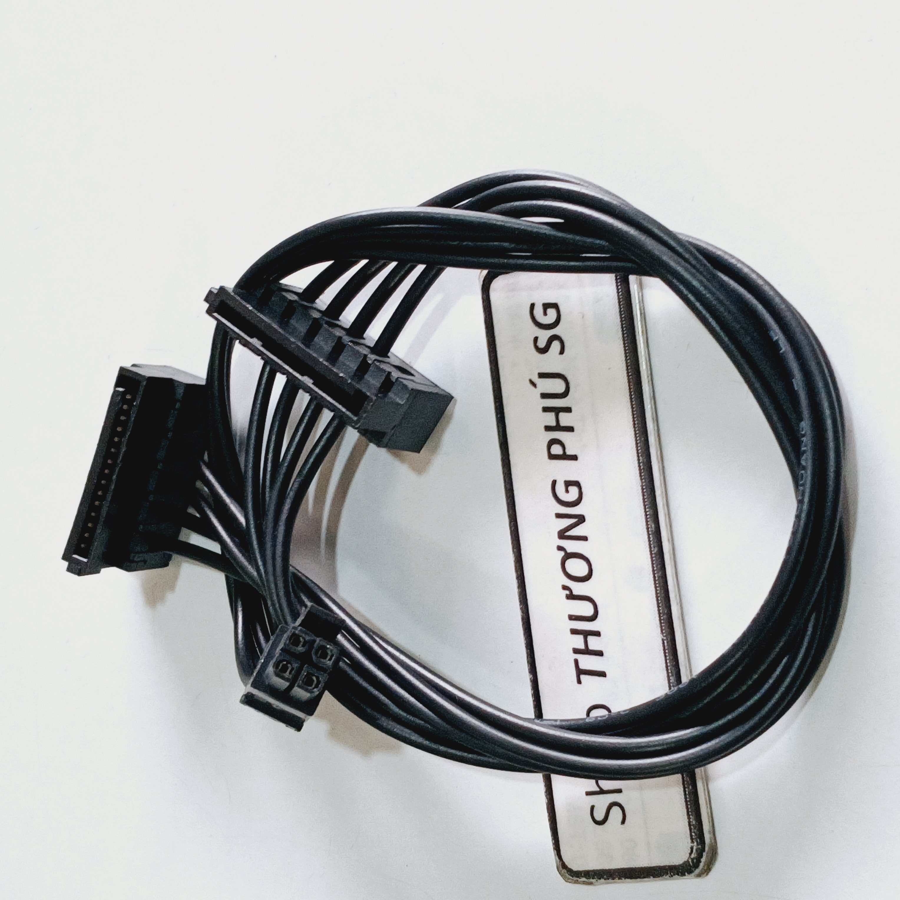 Cáp Mini 4 Pin ra 2 Sata / 4 Pin ra Sata (Mini 4 Pin: 5mm x 5mm) / Cáp dài 45Cm