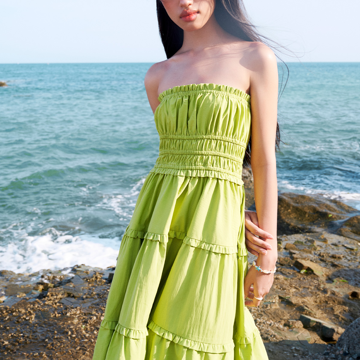 DOTTIE - Đầm ống maxi nhún eo - Xanh lá - D0597