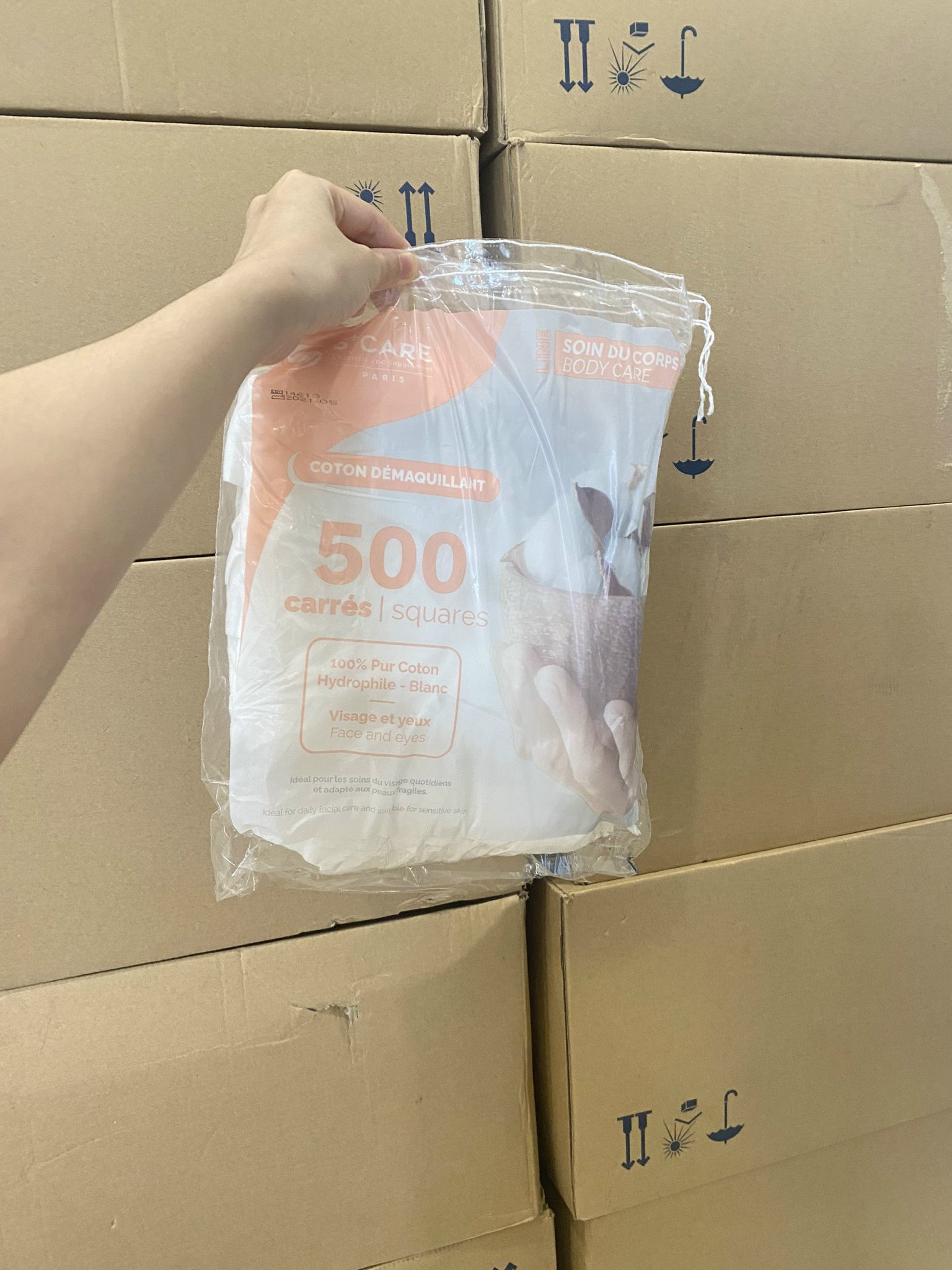 BÔNG TẨY TRANG SCARE 500M