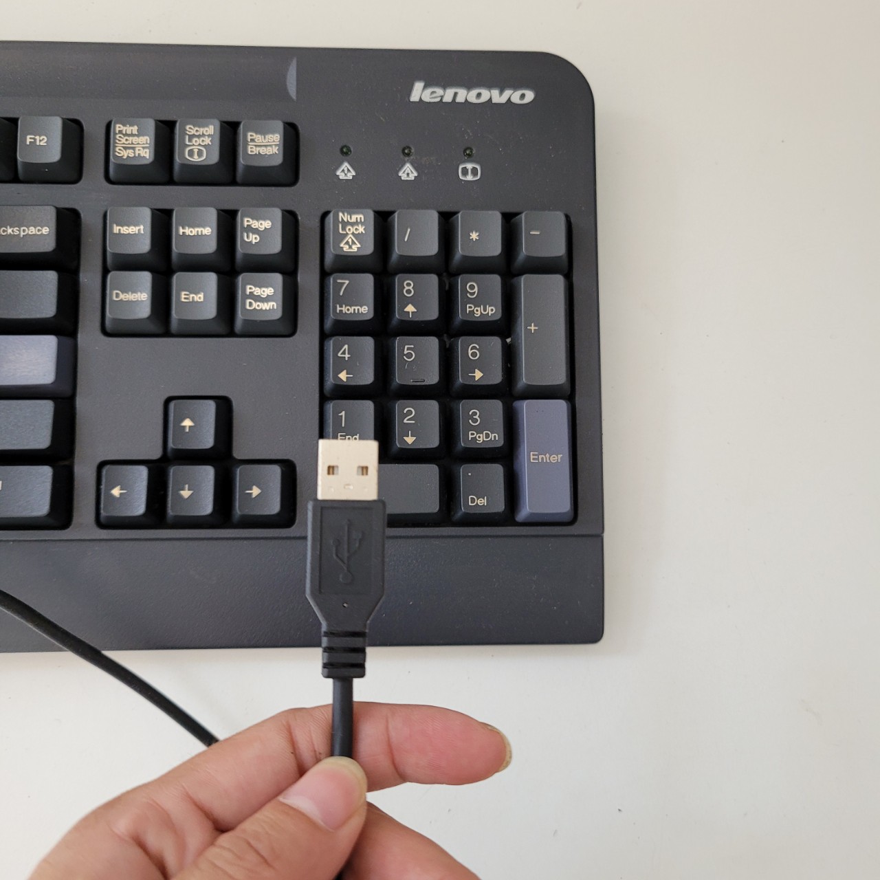 Bàn phím mitsumi-KFKEA4XB siêu bền, cổng cắm USB