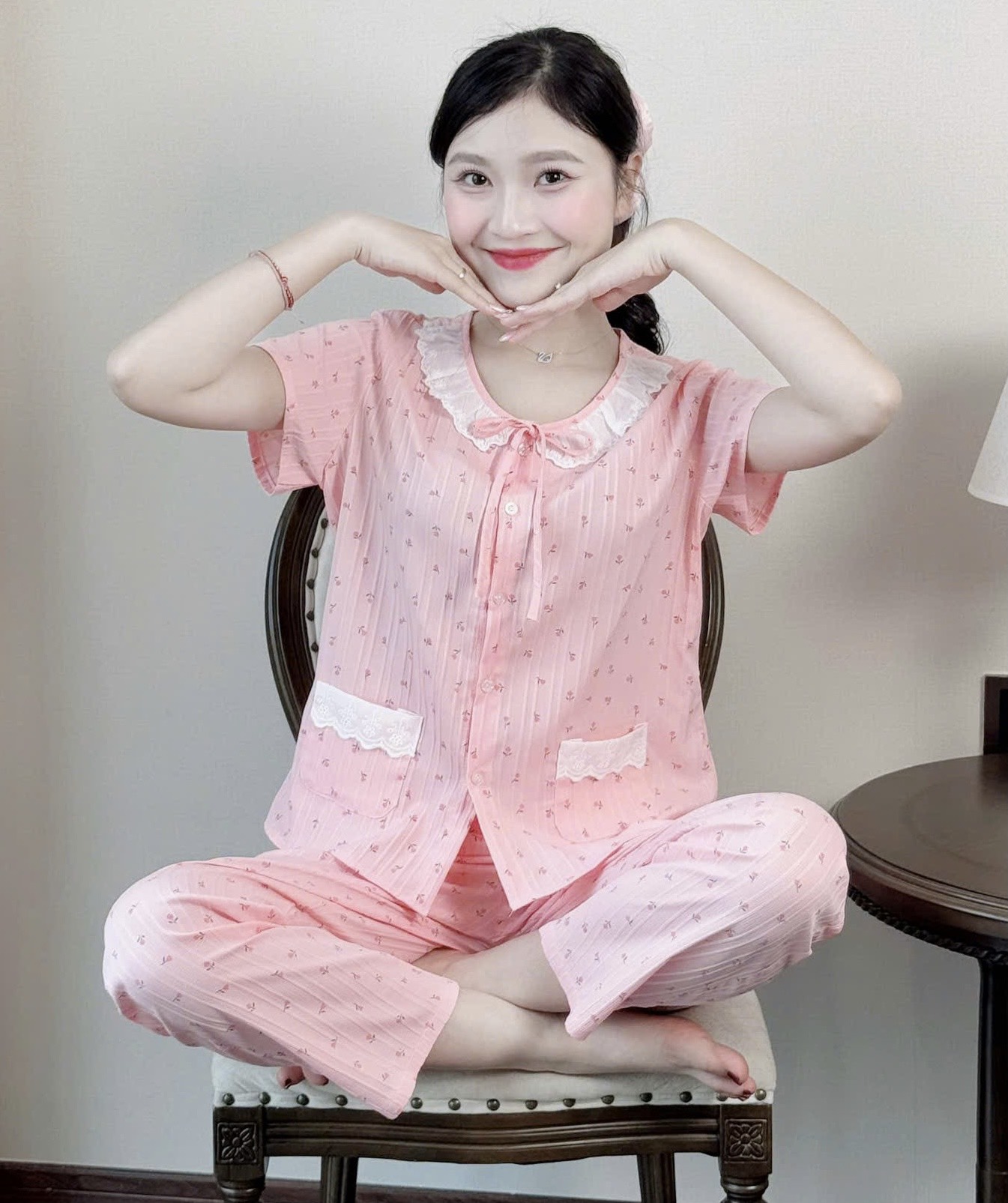 Đồ bộ mặc nhà hoạ tiết dễ thương