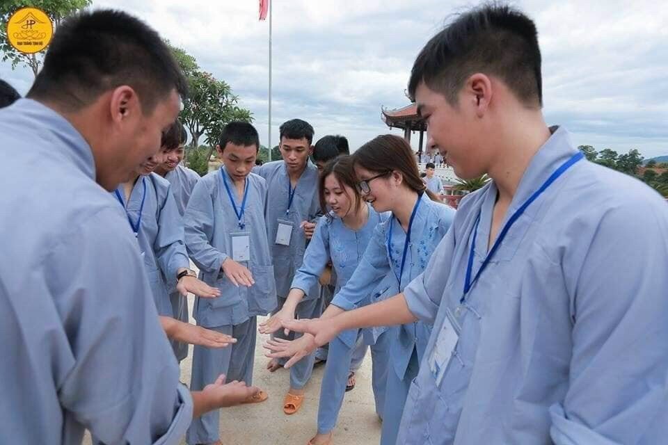 Bộ Phật tử La Hán Nam , Nữ vải Kate