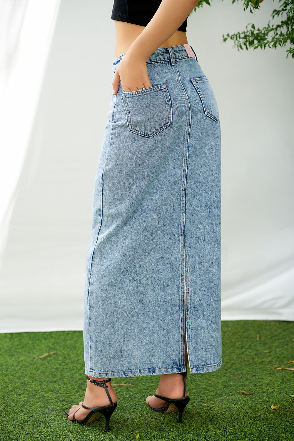 DOTTIE - Chân váy denim xẻ lai - S0170