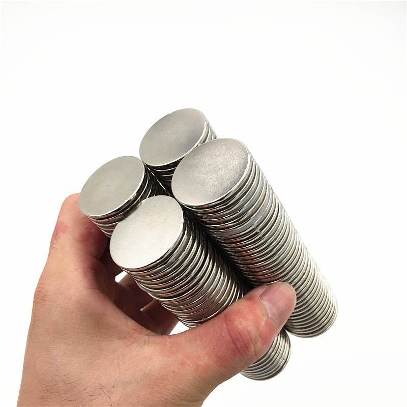 Nam châm tròn đất hiếm 30x2mm lực từ N35