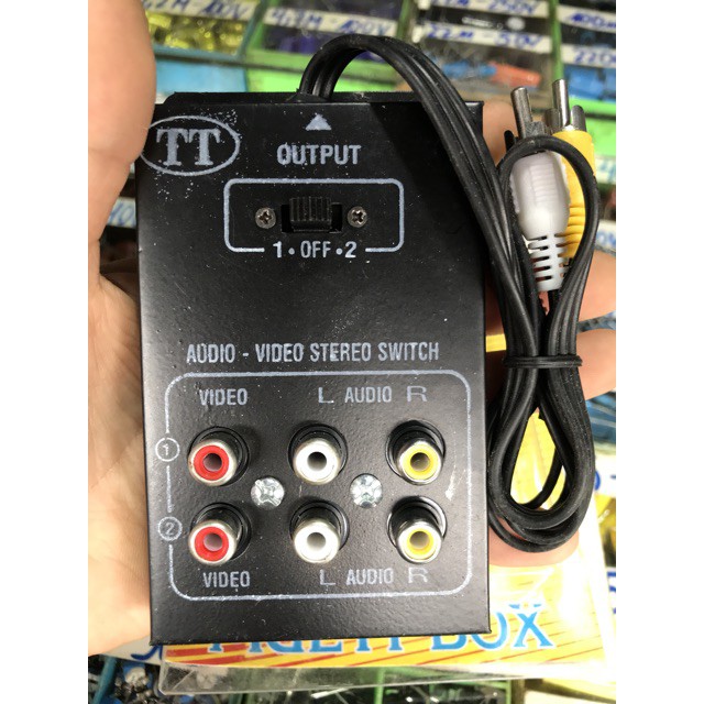 HOT-Bộ chia tín hiệu AUDIO- VIDEO STEREO SWITCH