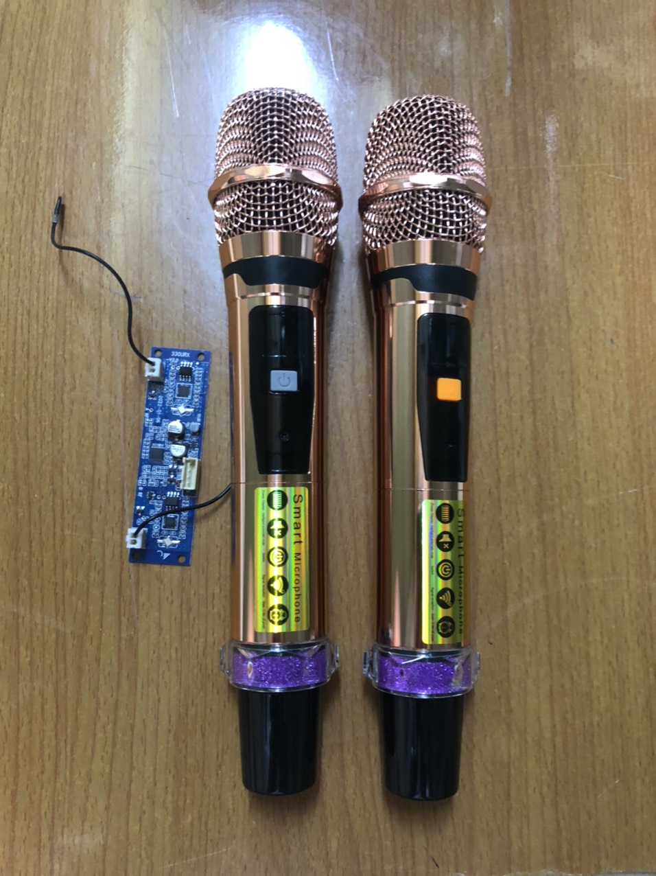 MICRO KHÔNG DÂY CHO LOA KÉO VÀ AMPLY MIC12