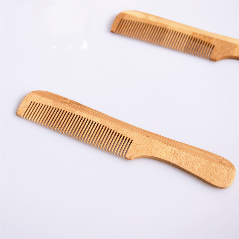 Lược chải tóc mini bằng gỗ - lược gỗ massage đầu - GD145