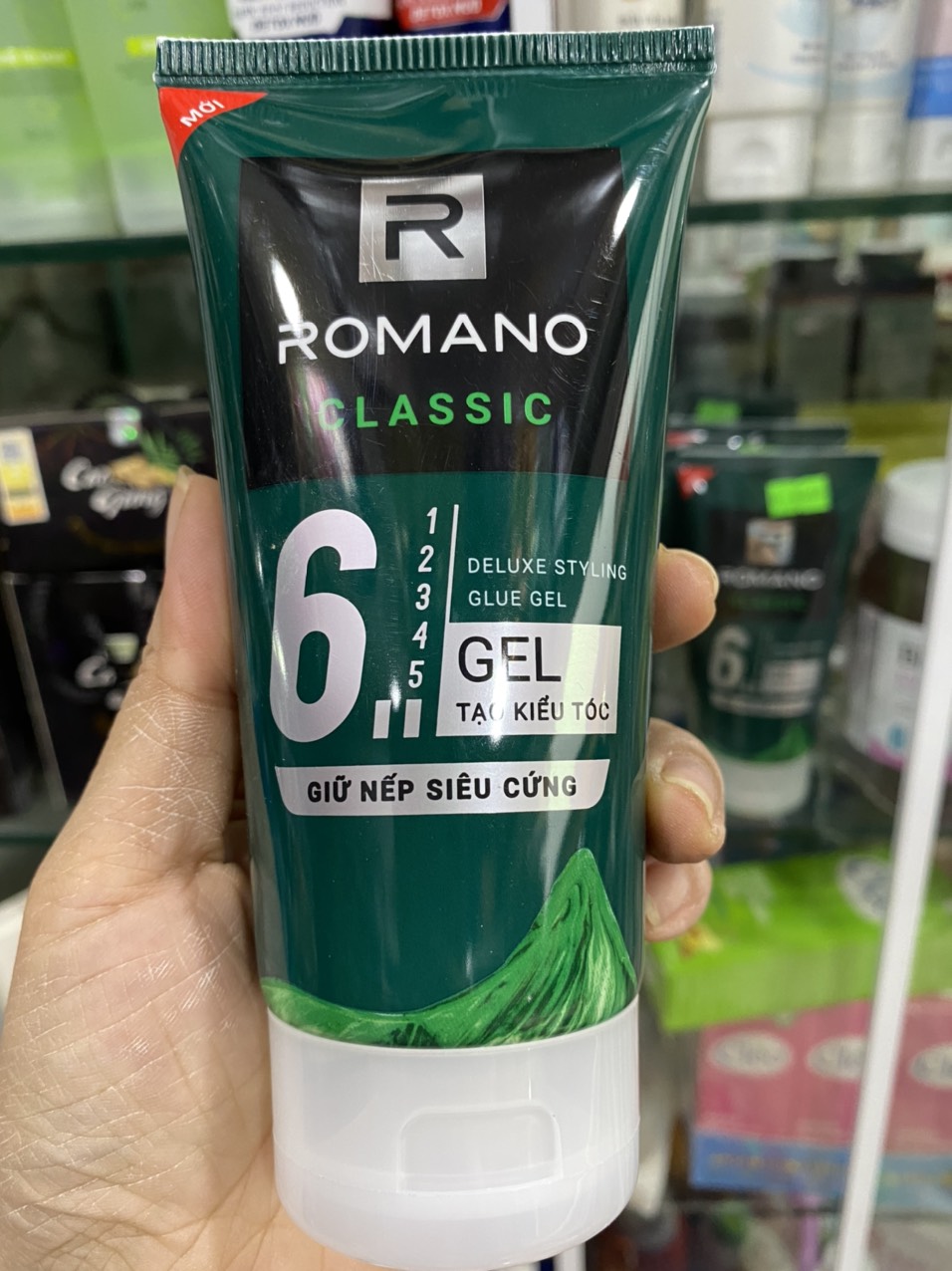Gel vuốt tóc Romano Classic giữ nếp siêu cứng 150g