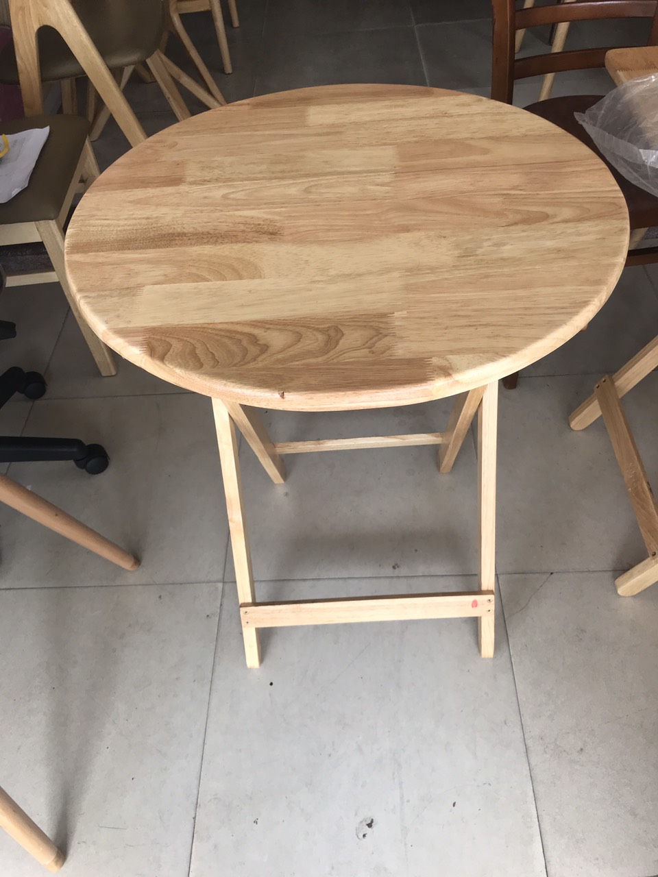 bàn tròn xếp gọn 60x60 cao 75cm
