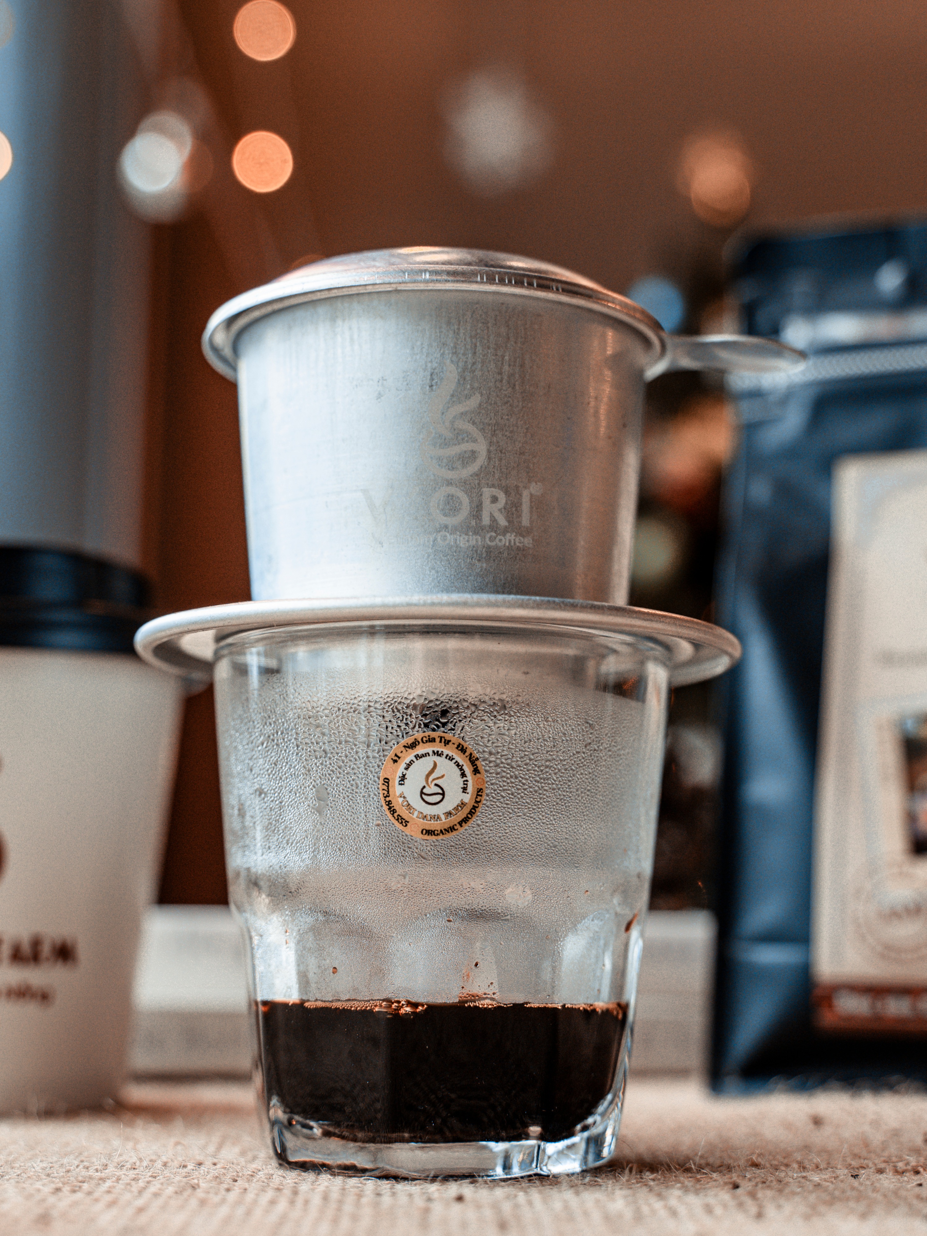 Phin Pha Cà Phê V'Ori Cao Cấp màu bạc giữ nhiệt tốt