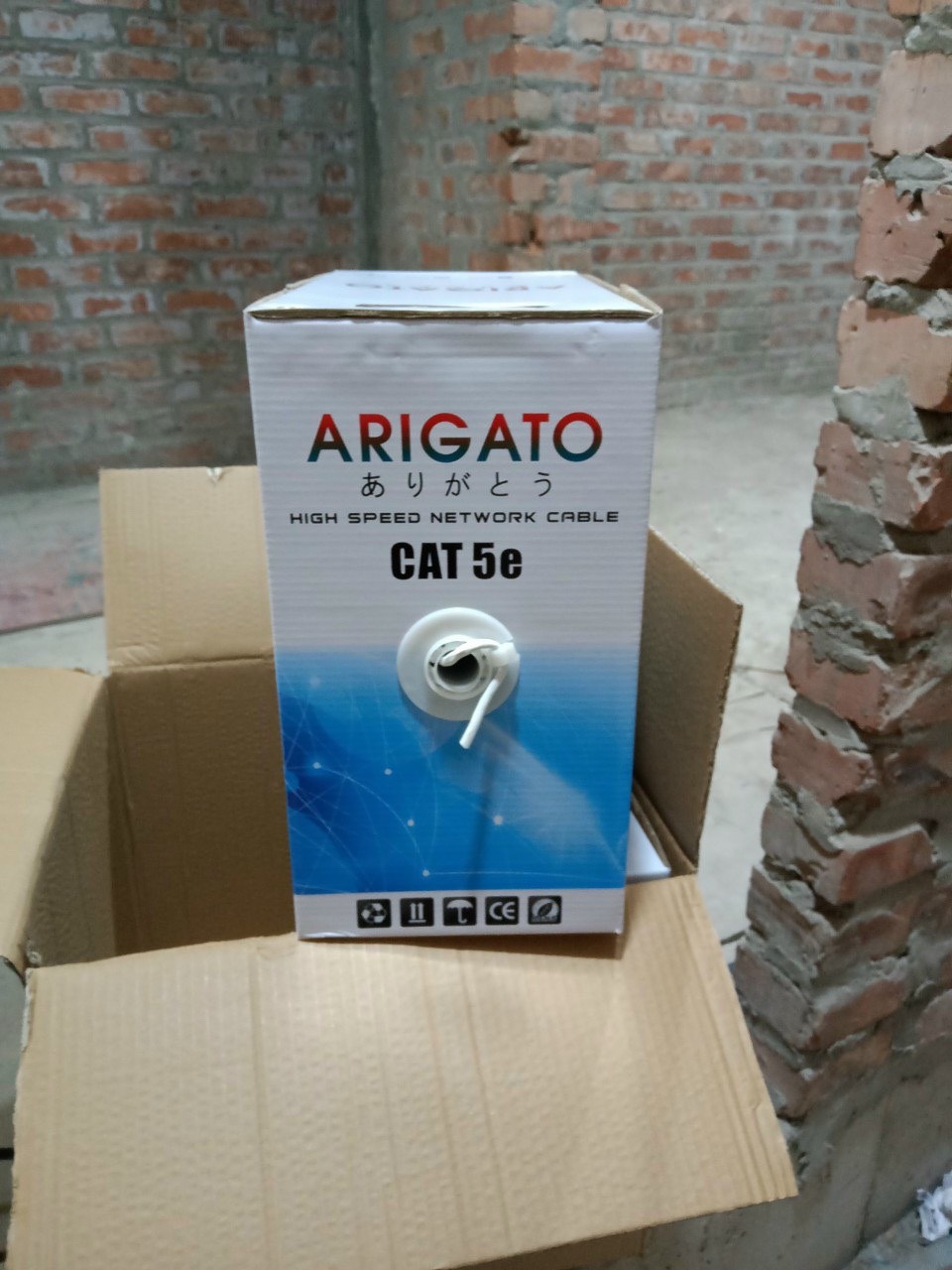 [HCM]Thùng dây mạng cat5 Arigato full 305m