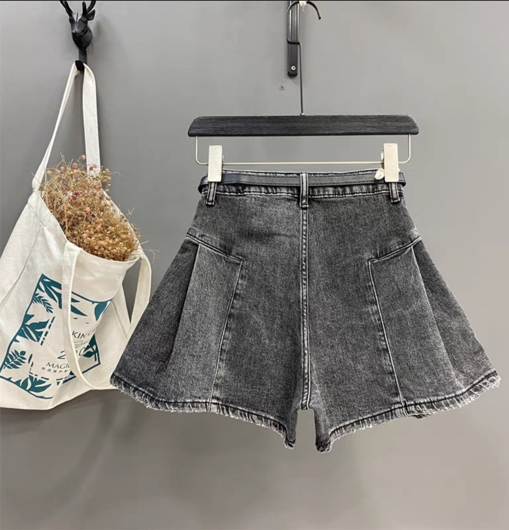 quần short jean cạp cao,kiểu xòe,gấp ly,quần váy