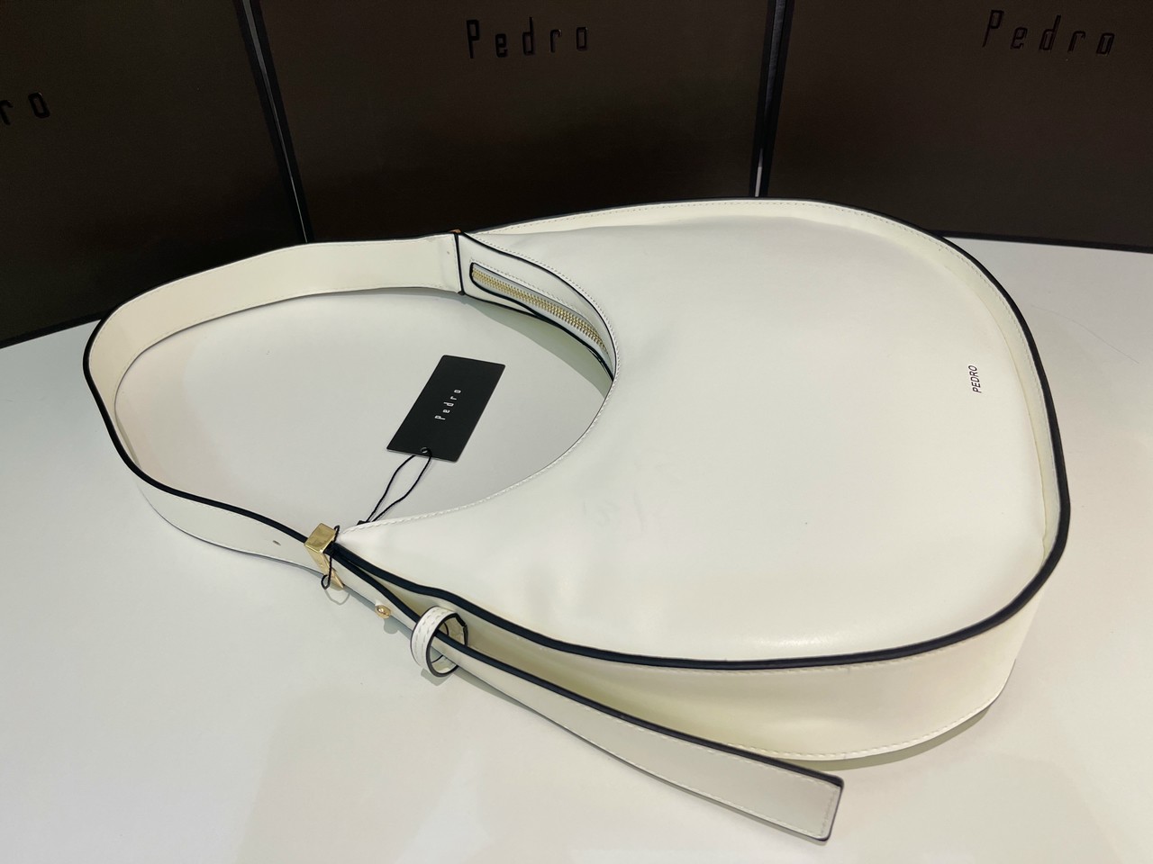 Túi Xách Nữ Pedro Egg Hobo Bags