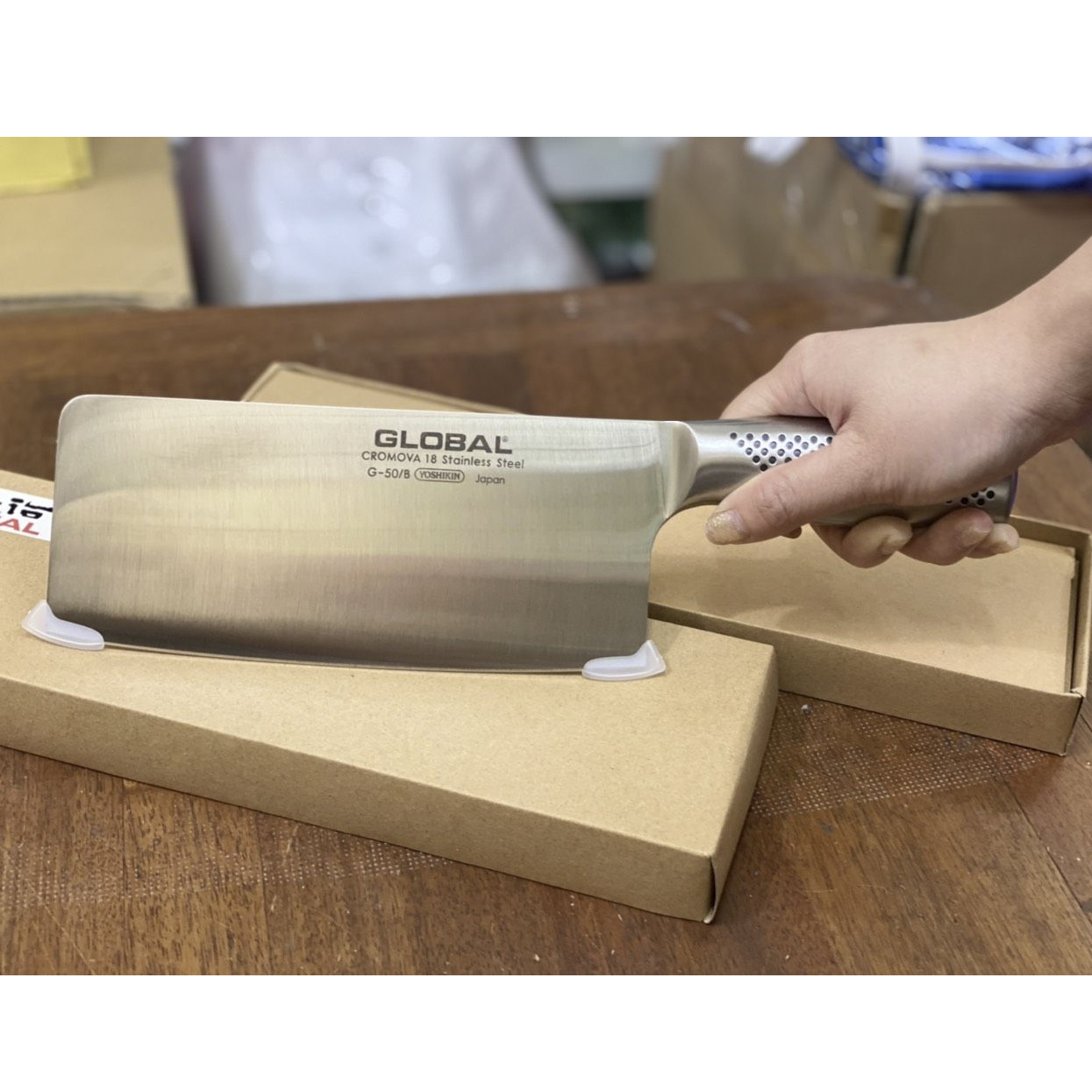 Dao chặt Global dài 31 cm Nhật Bản